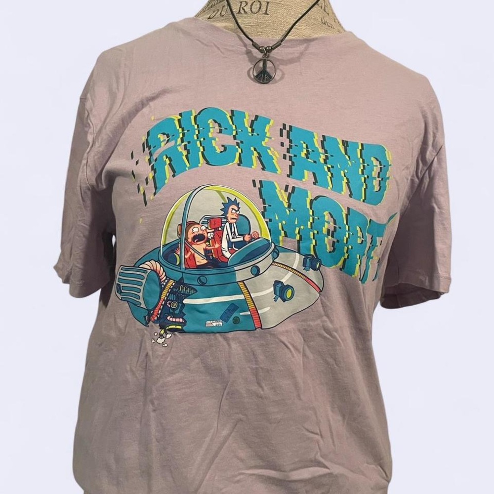Adult Swim / Rick & Morty Lilac Purple Graphic tee • SIZE - LARGE